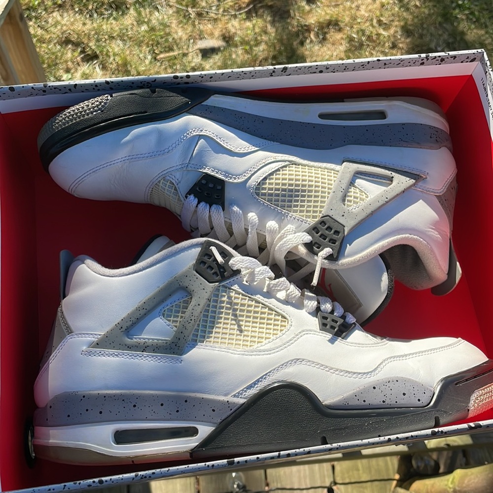 2012 Jordan 4 white cement